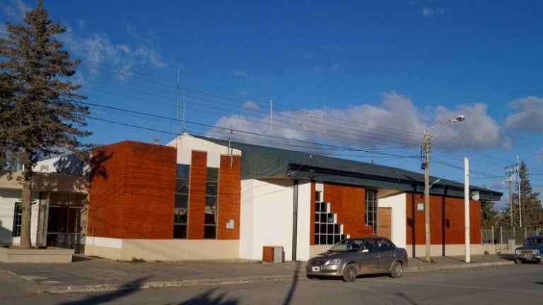 Funcionarios de Sarmiento son investigados, entre otras, por la obra de una escuela..