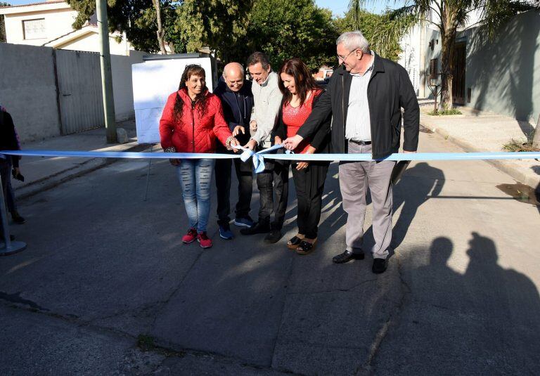 Ramón Mestre inauguró la obra de cloacas más grande de barrio Empalme y Ampliación Empalme.