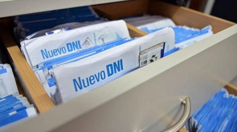 Registro Civil de Alta Gracia: más de 100 DNI esperan a ser retirados.