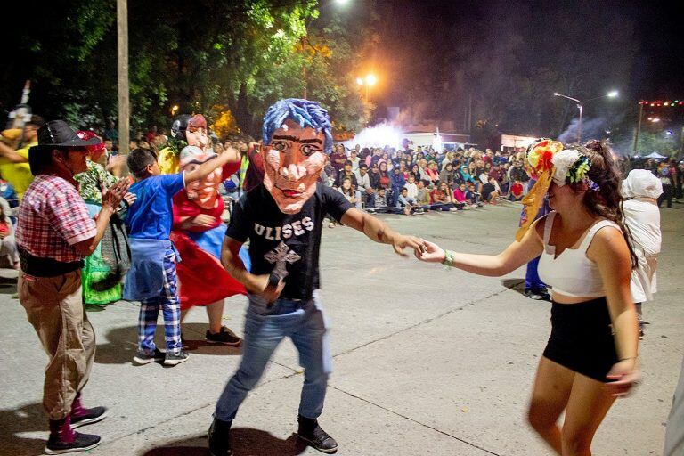 Las mejores fotos del Carnaval de Azul. (Foto: Prensa Municipal):