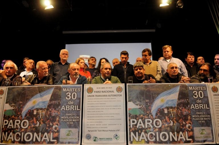 Los gremios confirmaron el paro del 30 de abril y anunciaron una movilización masiva.