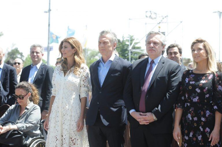 Misa de la unidad en Luján, Macri y Fernández (Foto:Clarín)