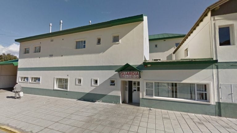 La mujer terminó en el Hospital de Esquel.