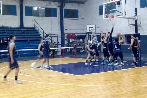 Ateneo perdió ante Whitense