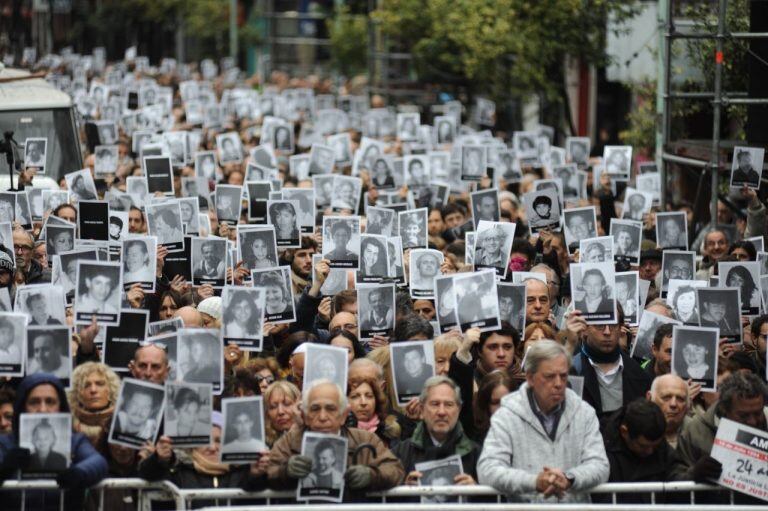 AMIA 24 años (Foto: Federico López Claro)