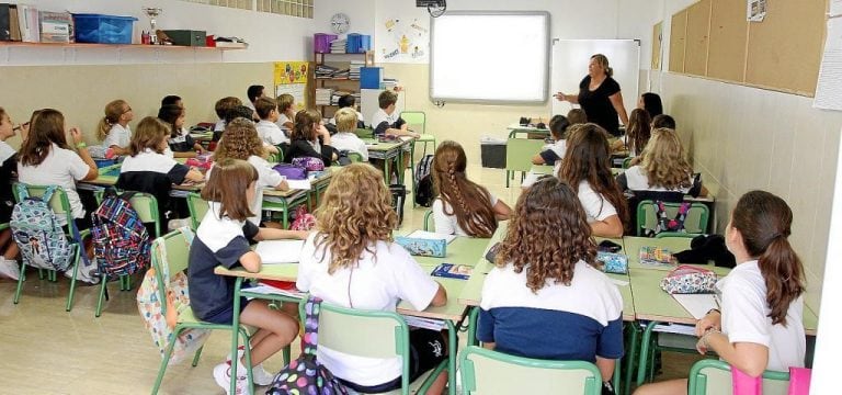 Abren inscripción para cubrir puestos de auxiliares docentes en escuelas de la provincia de Buenos Aires.