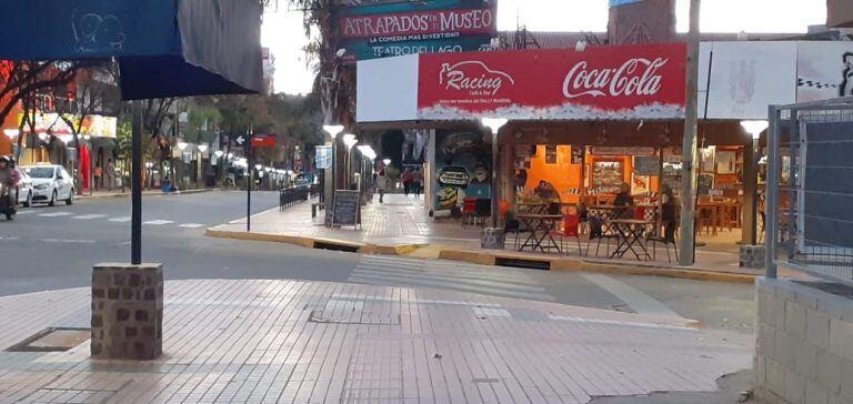 Diferentes propuestas gastronómicas para celebrar el "Día del Amigo" en Carlos Paz.