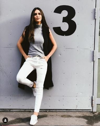 Zaira Nara se vuelve creativa a la hora de mostrar sus looks en Instagram (Fuente: Instagram)