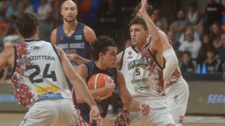 Bahía Basket ganó tras dos suplementarios