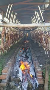 Asado de cordero en la fiesta anual del ovino en Misiones. (MOL)