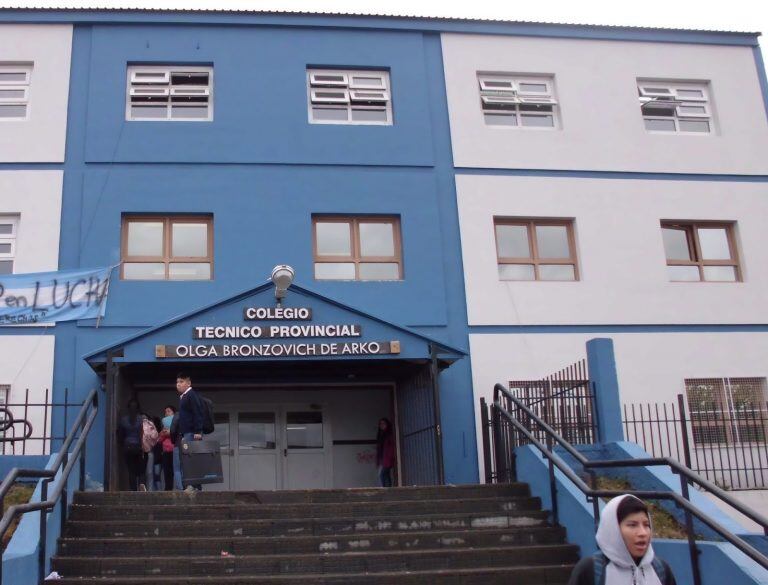 Colegio Técnico Provincial "Olga B. de Arko", Ushuaia.