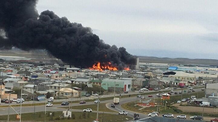 Incendio en fábrica de Río Grande