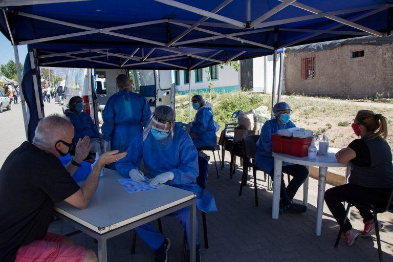 Operativo de Salud en el barrio La Favorita, Mendoza.