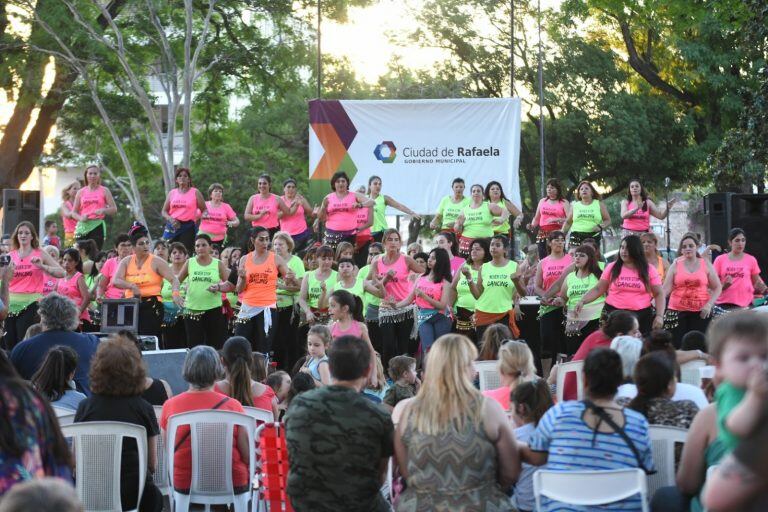 También se hizo presente el taller de Zumba.  (Prensa Municipalidad de Rafaela)