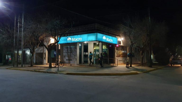 Banco Macro Marull (Vía Ansenuza)