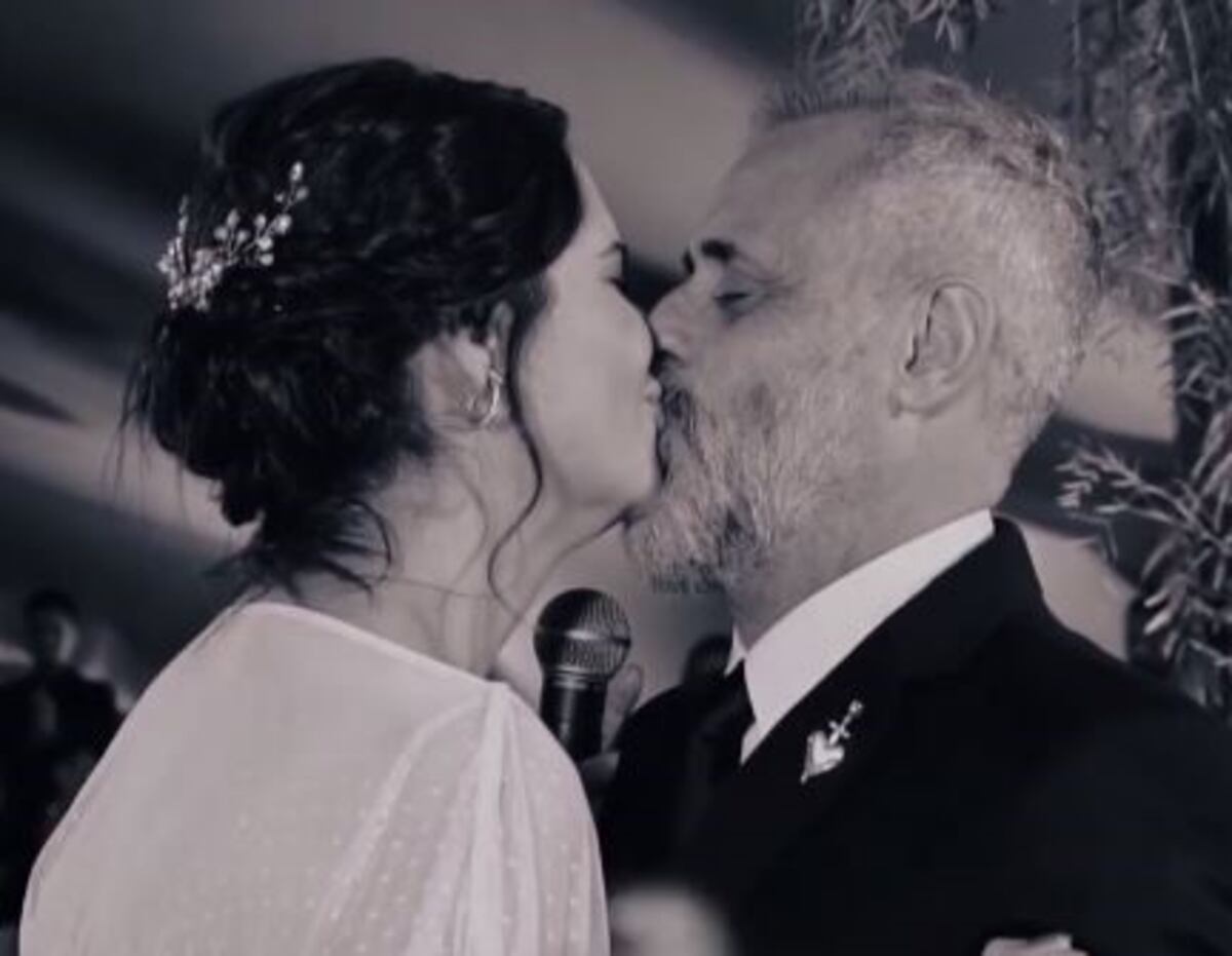 El video íntimo del casamiento de Jorge Rial y Romina Pereiro