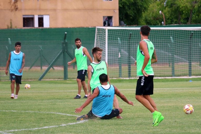 San Martín le lleva dos puntos a Belgrano, el cuarto en zona roja de los promedios, y encima tiene un partido pendiente (fecha 12 frente a Boca),