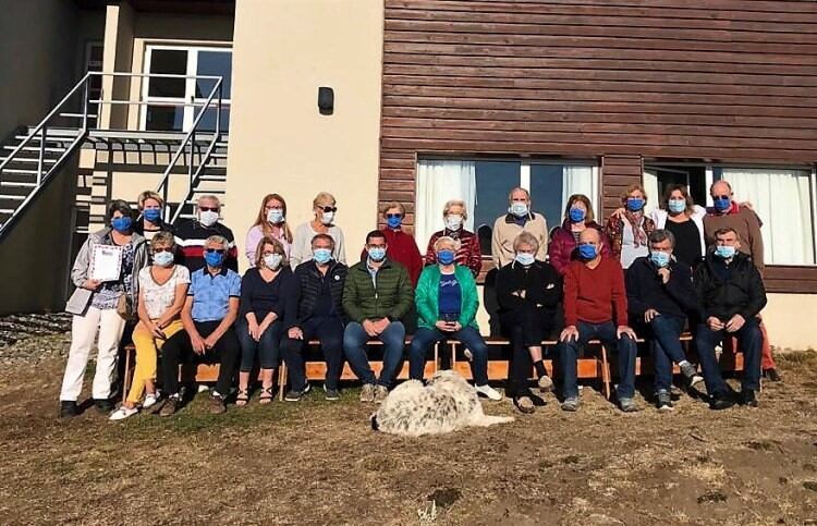 El grupo de turistas franceses volvió a su país, luego de un mes y medio de permanecer en El Calafate.