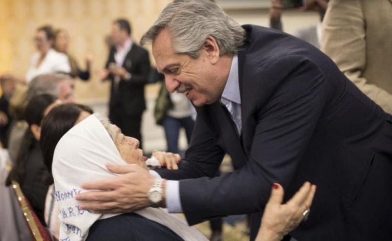 Hebe de Bonafini y Albero Fernández (Foto: NA)