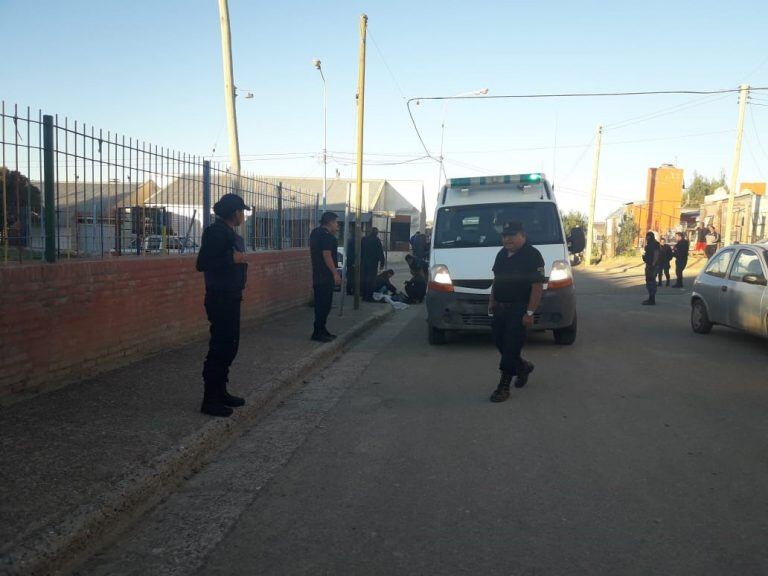 La policía investiga los hechos. Foto Marcelo Vidal.