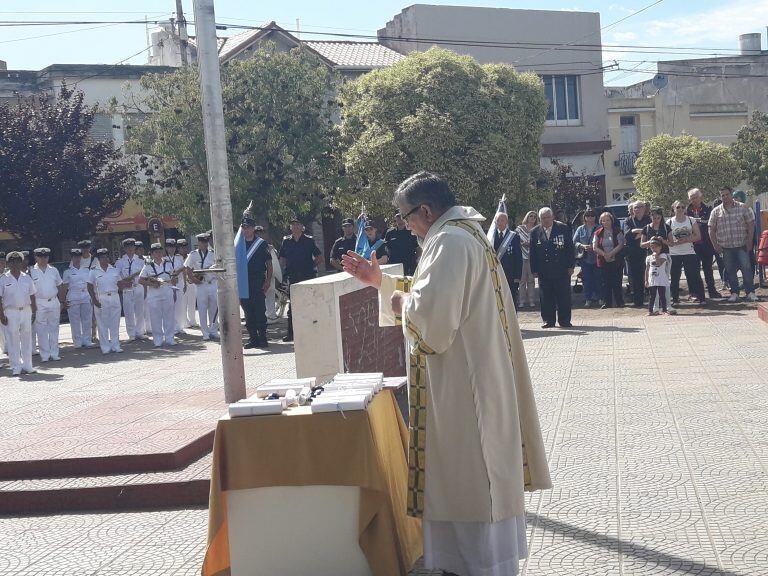 Acto de reconocimiento a policías