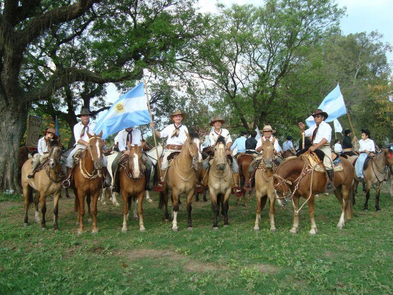 Este sábado se realizará la cabalgata por el día de la Tradición que lleva 33 años ininterrumpidos como expresión del campo y sus costumbres.