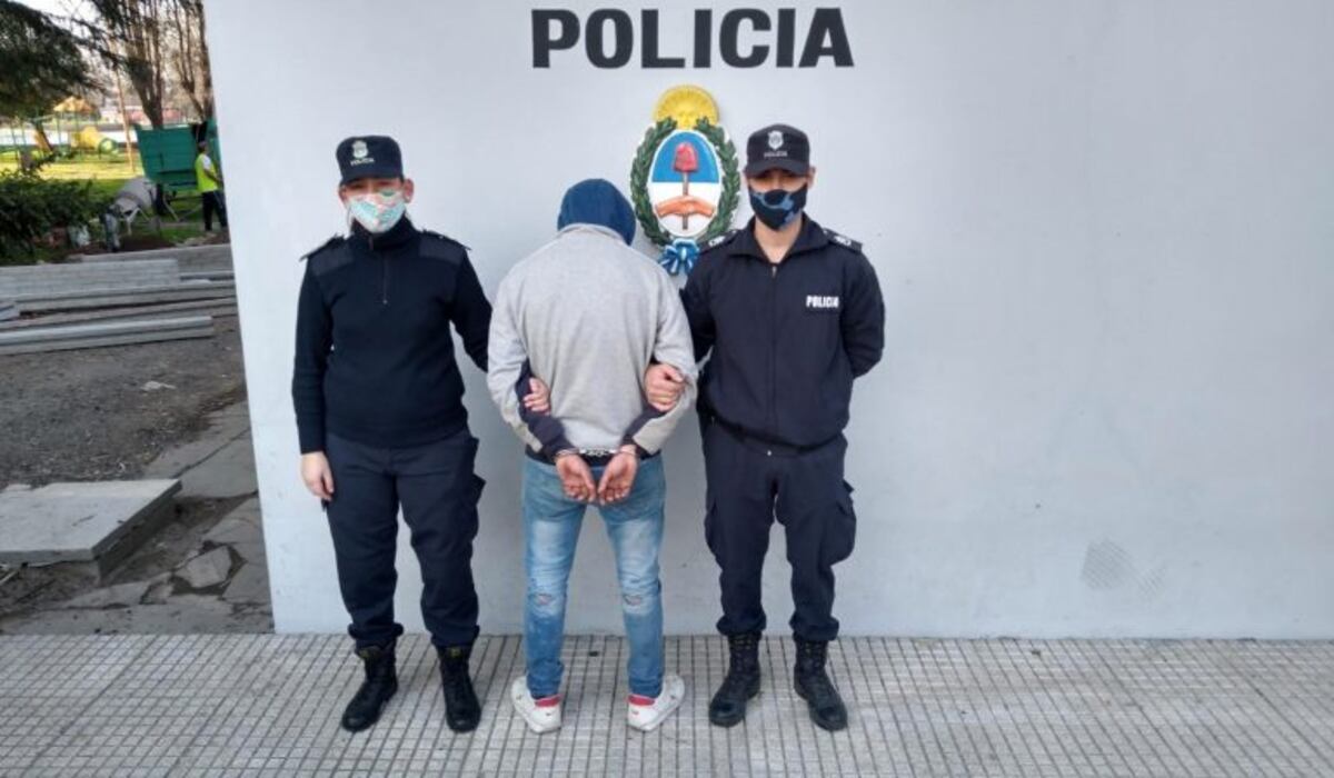 Detuvieron a un joven que entró a robar a dos casas