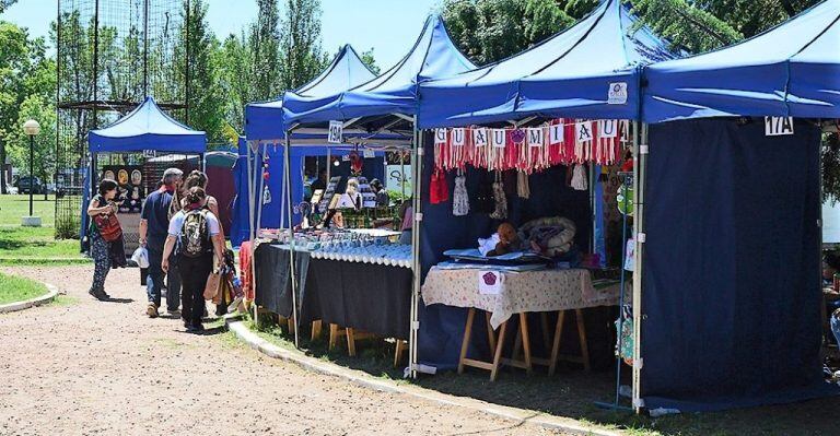 Feria Franca en el Paseo Ferial.