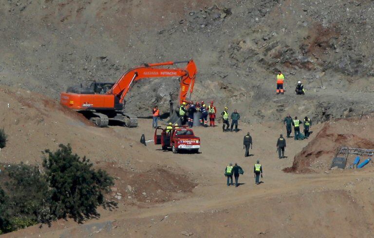 Rescatistas ya se preparan para acceder al área donde se encuentra Yulen