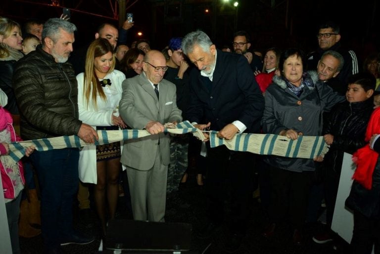 Alberto Rodríguez Saá inauguró una nueva escuela generativa en Villa Mercedes.