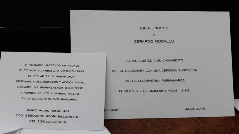 "Menos es más", en el estilo y diseño de las tarjetas de invitación.