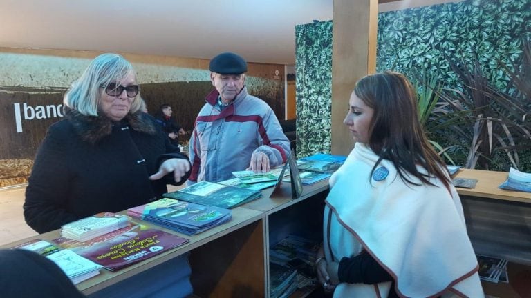 La informante turística estuvo presente en el stand de la Agencia Córdoba Turismo en Agroactiva.