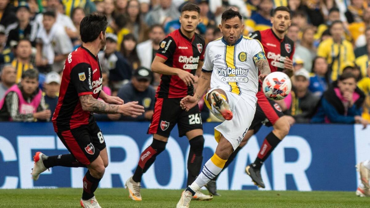 Walter Montoya renovó contrato con Rosario Central y Jorge Broun se queda