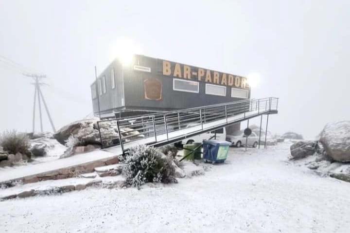 Sierras. Sábado nevado en las Altas Cumbres.