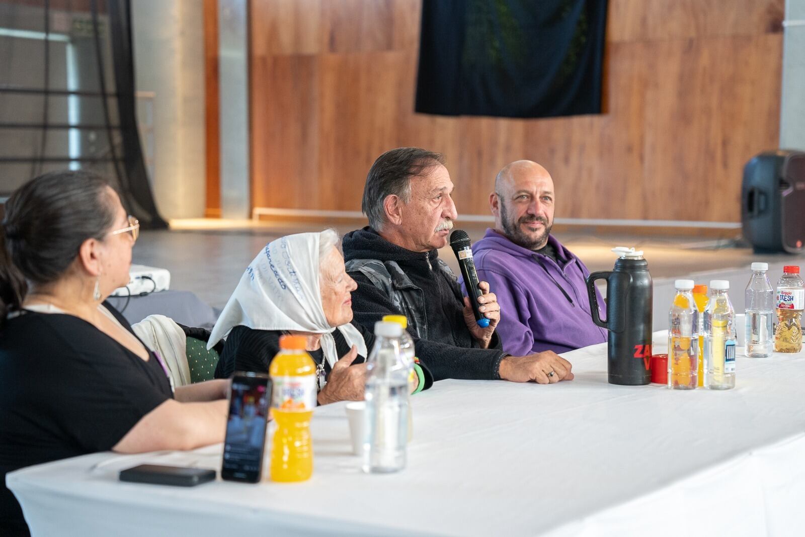 Charlas debate en Tierra del Fuego por el 40° aniversario de la Restauración de la Democracia