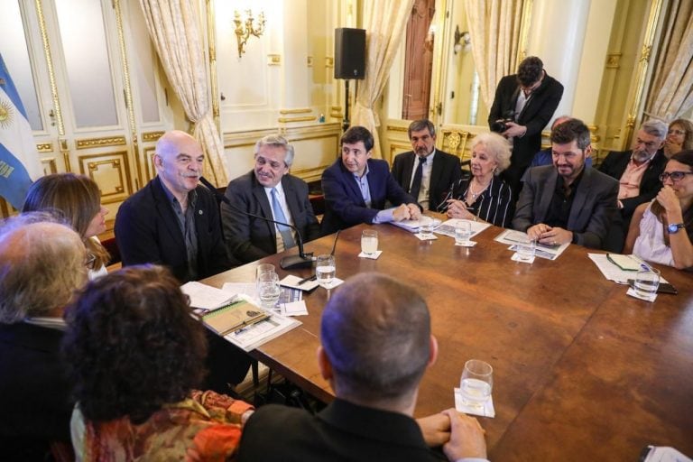 Alberto Fernández con el Consejo Federal Argentina contra el Hambre. (crédito: presidencia)