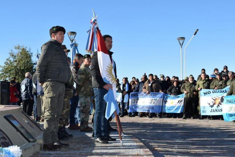 Homenaje "El Día que Madryn se quedó sin pan". Fotos: Gentileza Casa del Veterano de Guerra.