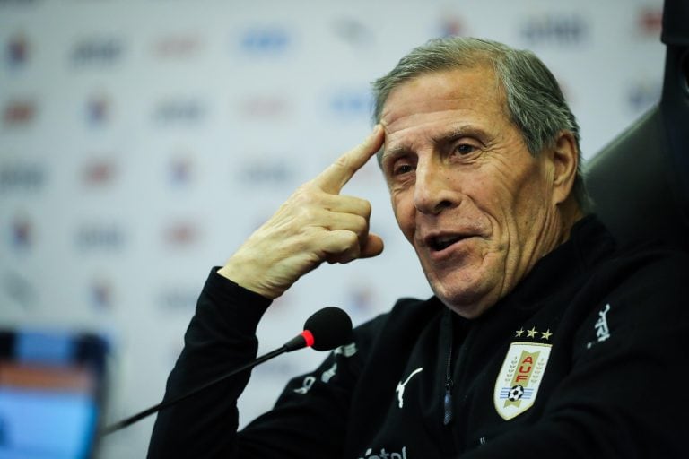 Óscar Washington Tabárez, entrenador de Uruguay. (EFE)