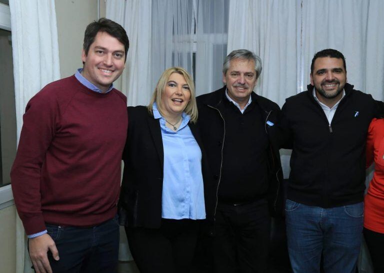 Alberto Fernandez junto a la Gobernadora Bertone, Pérez y Vuoto.