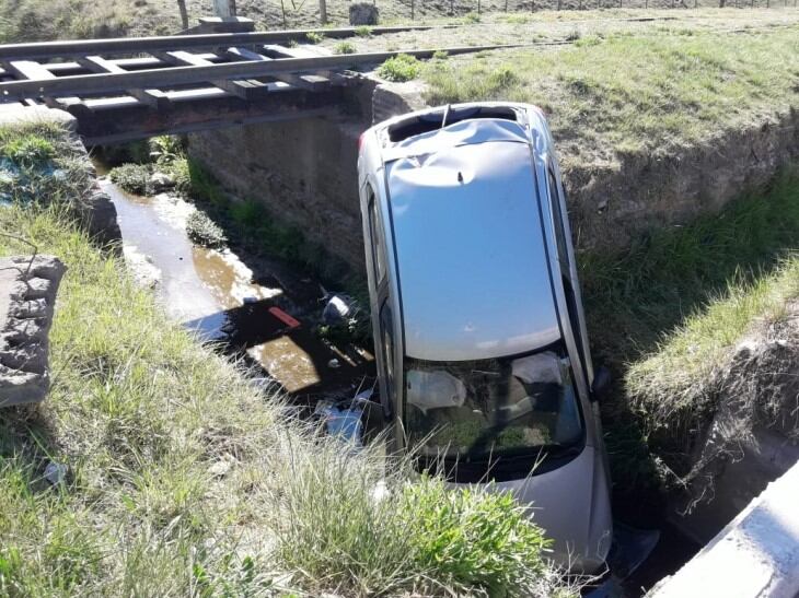 Insólito accidente en Olavarría. Fotos: Gentileza Verte.tv