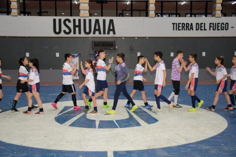 Futsal mixto en Ushuaia.