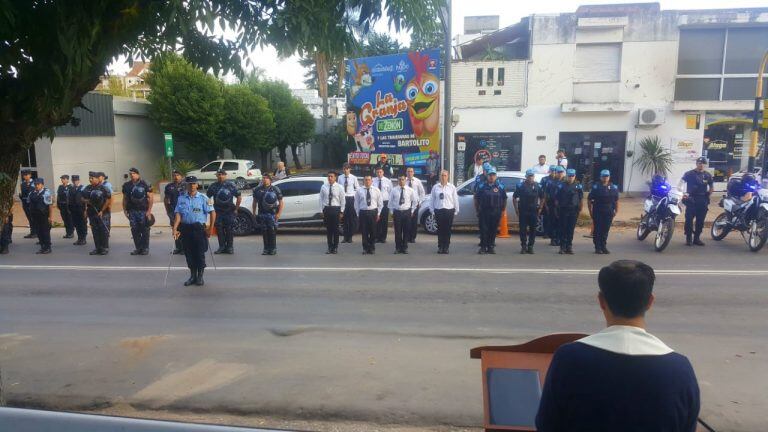 Acto policial en Punilla