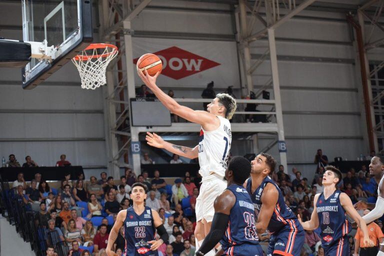 San Lorenzo superó a Bahía Basket