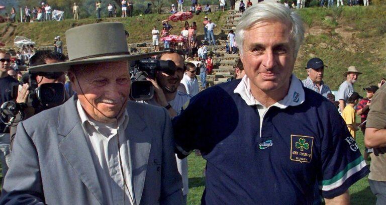 Sergio Catalán y Roberto Canessa, en octubre de 2002. (Foto: Julio Castro/AFP)