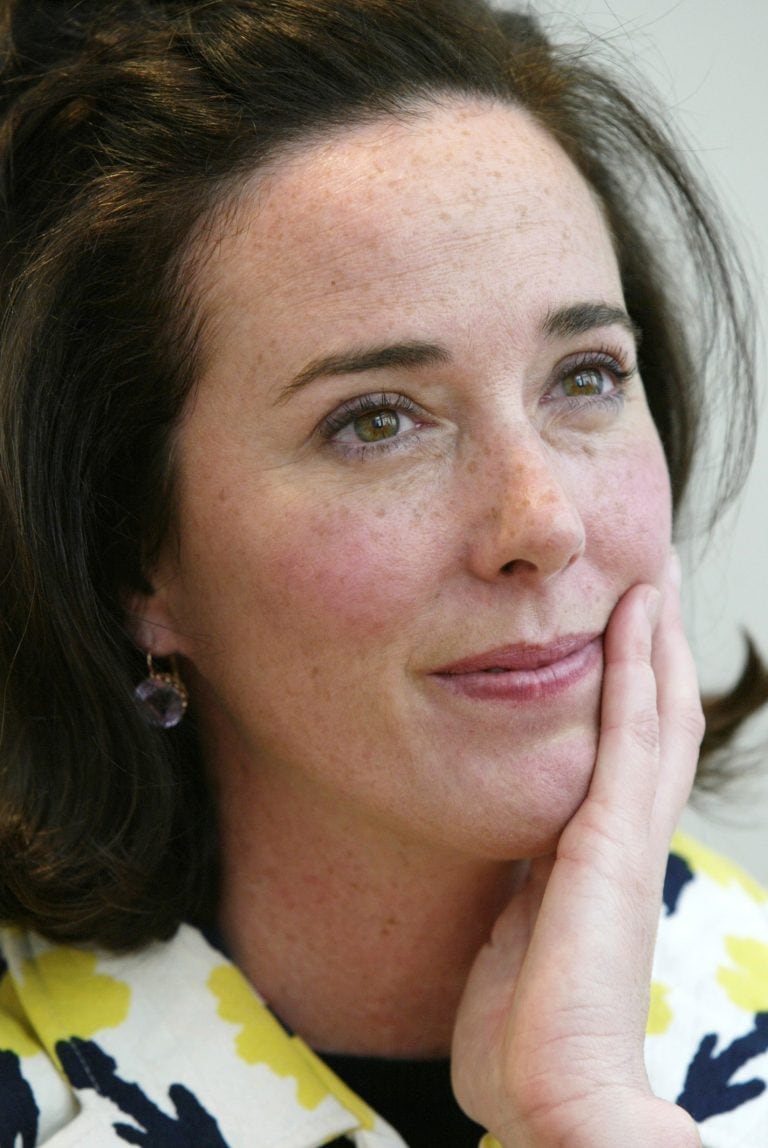 Kate Spade era una diseñadora de modas y empresaria estadounidense.​​ Fue la fundadora y ex copropietaria de la marca Kate Spade New York.