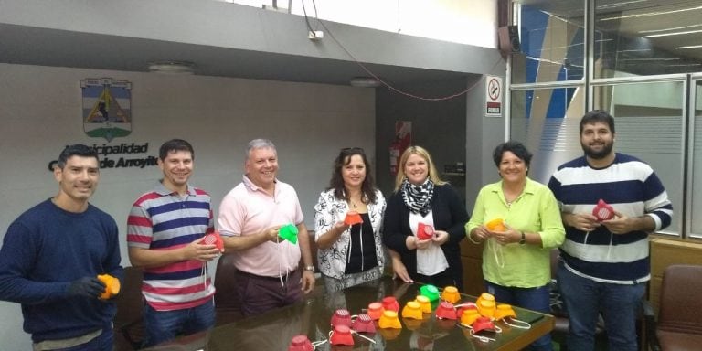 Entrega de mascaras rígidas Ipetaym 68 y Municipalidad de Arroyito