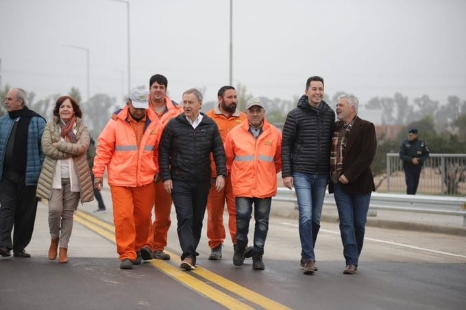 Juan Schiaretti inauguró un nuevo tramo de la avenida Circunvalación y se refirió a varios temas. (Twitter Juan Schiaretti)