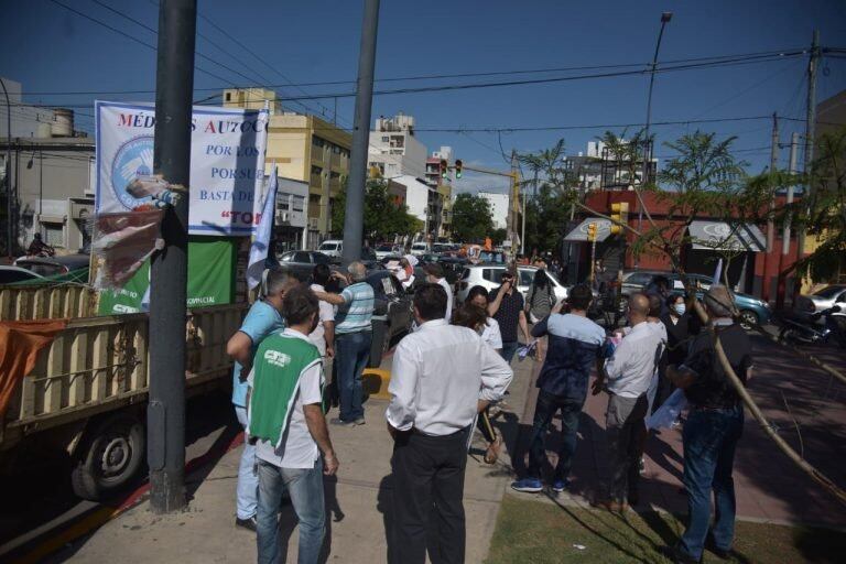 Marcha de los trabajadores de la salud en Córdoba (Foto / Facundo Luque)