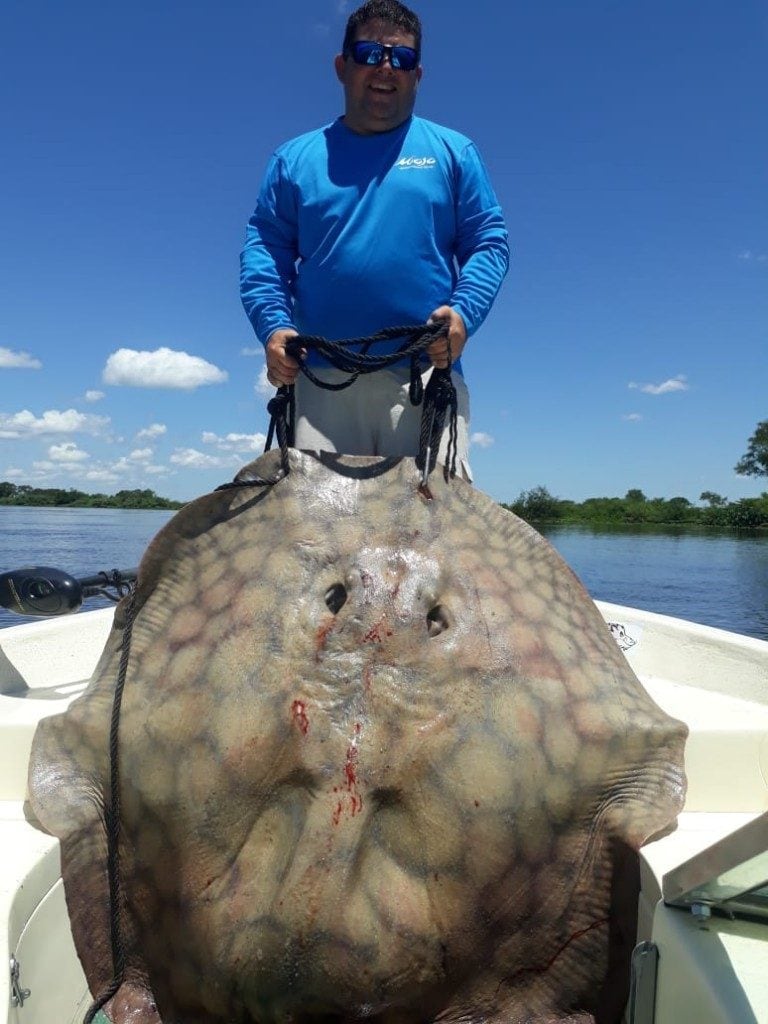 Cristian Silvero, guía de pesca de Esquina.