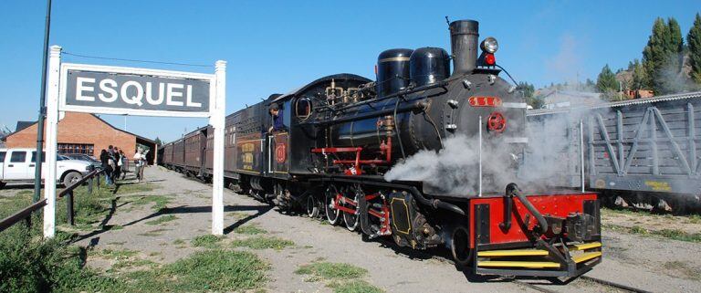 Esquel  y El Maitén como puntos de referencia de La Trochita.